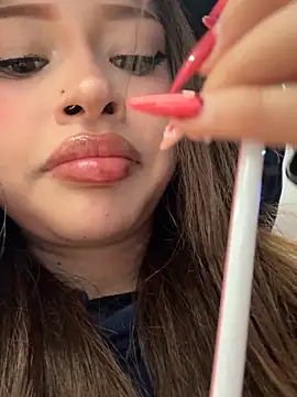 Bunnyylovee online show from March 25, 7:50 pm