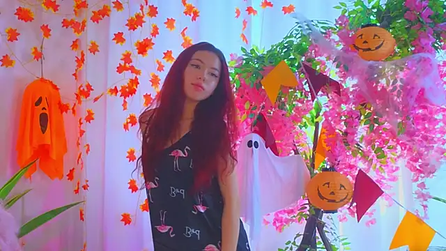 JenniferGlover online show from November 1, 8:07 am