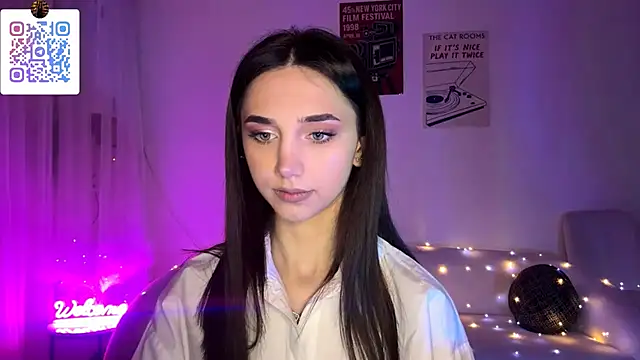 LinaMour online show from March 31, 10:43 pm