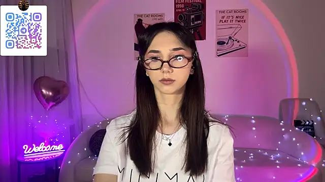 LinaMour online show from May 15, 11:40 pm