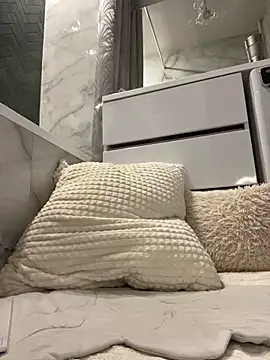 Kitty Kisss online show from April 23, 3:14 pm