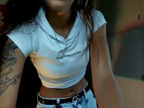 Skylovershot online show from February 24, 4:27 pm