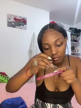 zaracollins01 online show from February 19, 11:03 pm