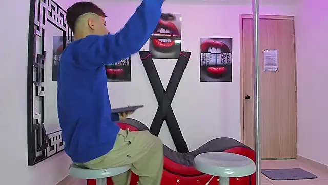 GRETTY BOYS online show from September 26, 7:28 am