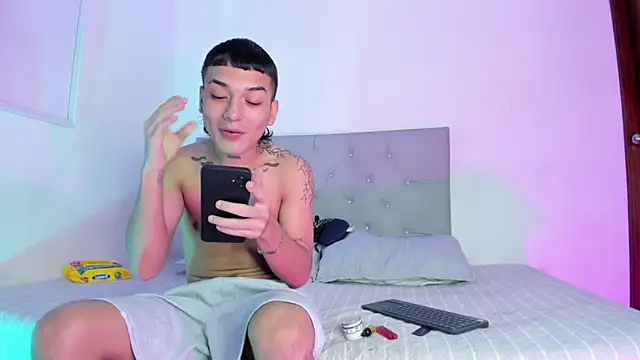 twinkDuohot online show from February 17, 12:32 am