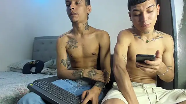 twinkDuohot online show from April 9, 5:54 am