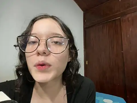 sukubo   online show from December 1, 6:39 am