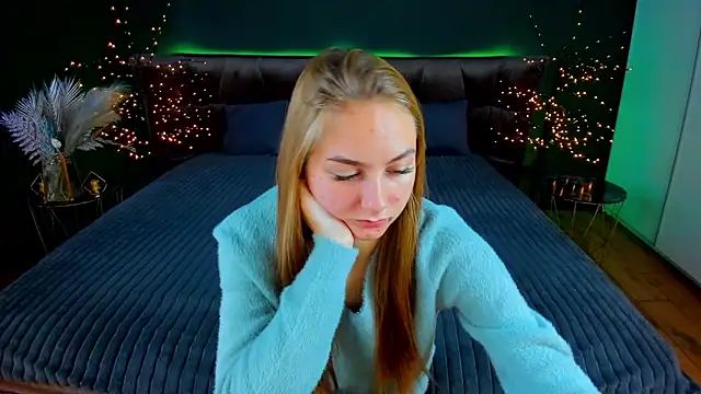 Snapshot of MilaAddams chatting on October 7, 5:56 am MilaAddams online show from October 7, 5:56 am