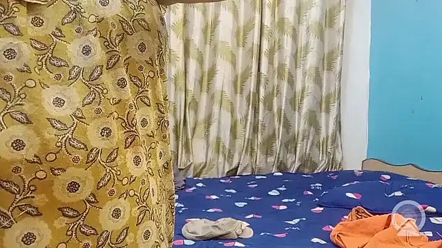 manustripjob online show from June 30, 7:02 pm