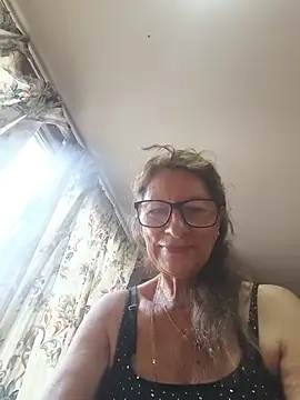 MaryLunne online show from August 2, 11:46 am
