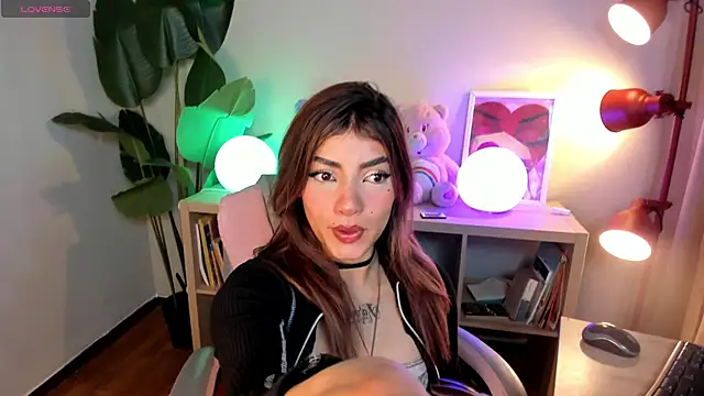 Mystic blue online show from March 10, 12:42 pm