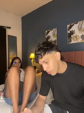 Andres-Andrea1922 online show from October 1, 1:43 am