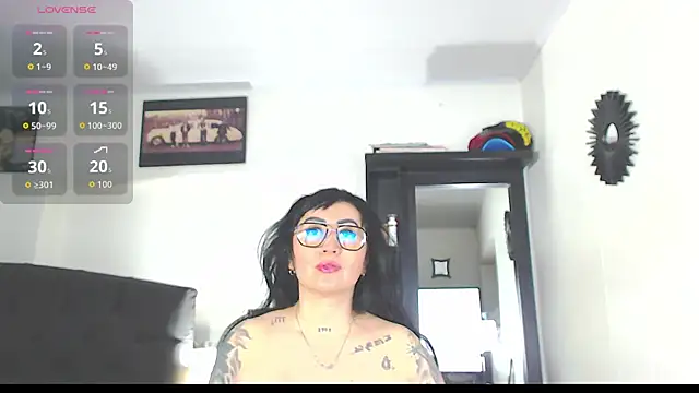 Vicky hotmilf online show from October 28, 1:39 pm