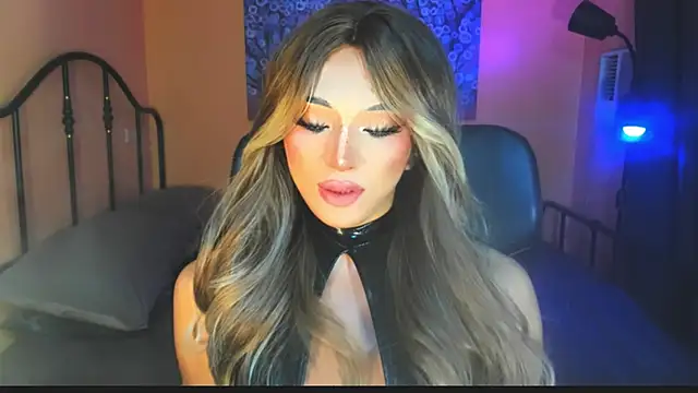 xUrGoddess Bellax online show from November 17, 2:29 pm