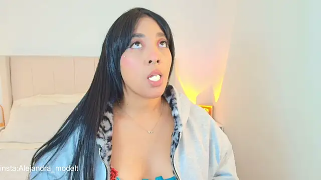 Megan ale online show from February 6, 12:25 am