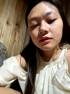 mai-xinh online show from October 25, 11:00 pm