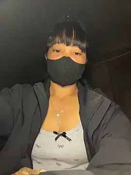 delwyn- online show from November 29, 6:01 pm