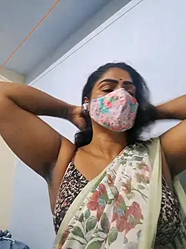 Snapshot of sherlin24 chatting on October 9, 5:22 am sherlin24 online show from October 9, 5:22 am