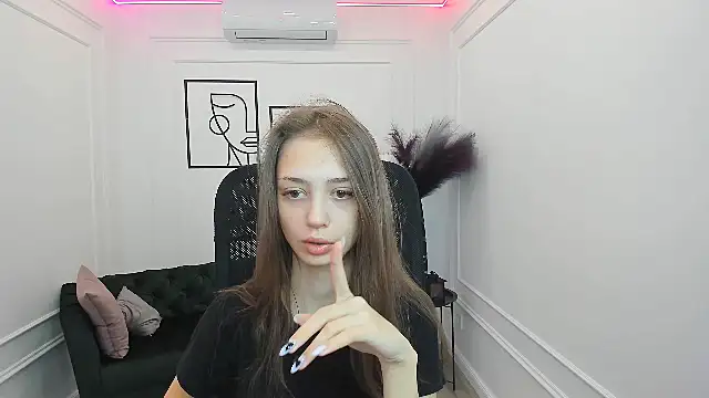 EmilyGraydis online show from October 15, 5:10 am