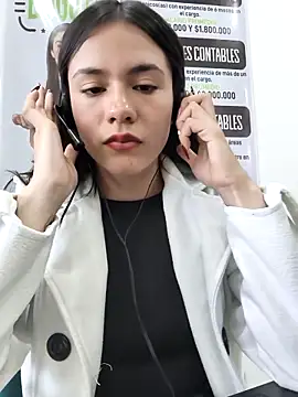 CHARLOTTE  05 online show from November 8, 2:33 pm