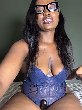 Moonzy77 online show from March 27, 1:34 pm