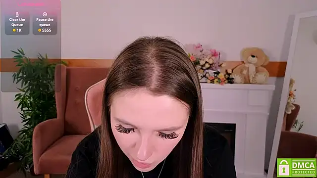 WildHoneyXO online show from November 11, 7:04 am