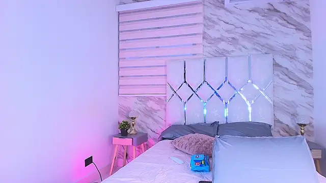 collet 1 online show from April 25, 11:57 am