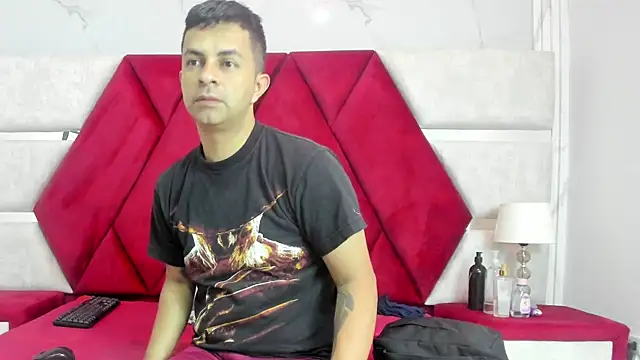 Kity spiderr online show from April 17, 12:29 pm