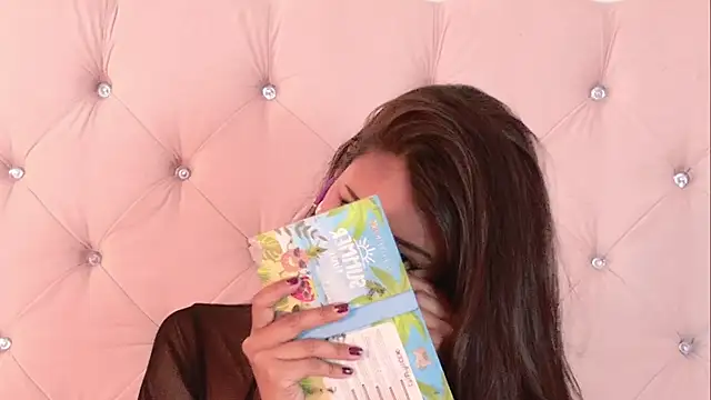 CaterinaRomano online show from October 20, 9:18 pm