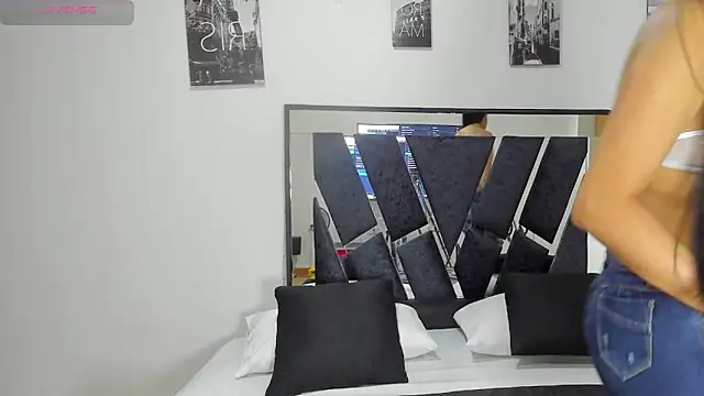 Anthonellacandy online show from October 14, 7:38 pm