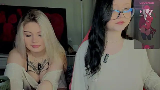 hornyprincess19 online show from November 25, 4:09 pm