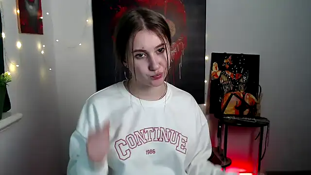 Milka kamila online show from February 11, 2:40 pm