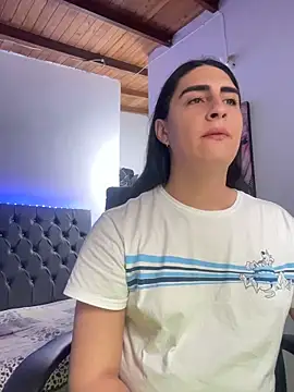 lola diez online show from March 30, 9:14 pm