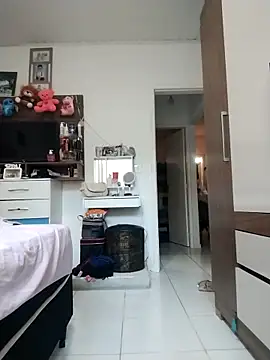 cat9269 online show from September 18, 8:40 pm