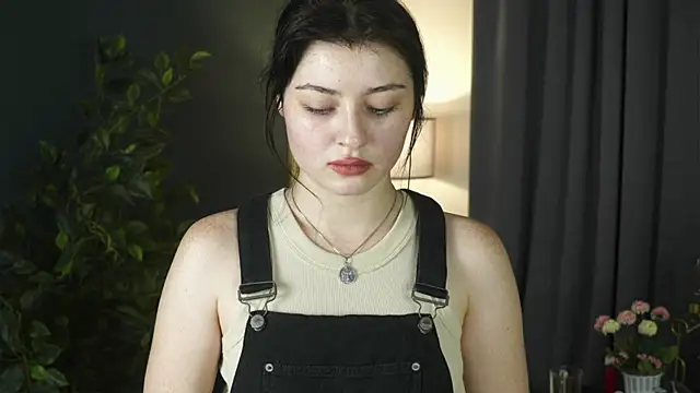 SofitiMelnk online show from September 9, 2:28 pm