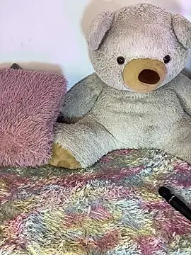 Charlottediolet online show from March 3, 12:44 pm