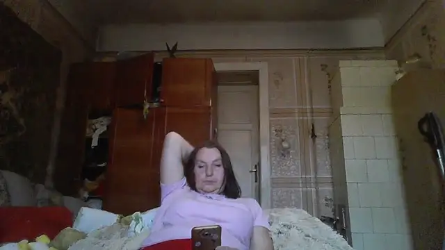 AnnaLive570 online show from October 31, 2:32 pm