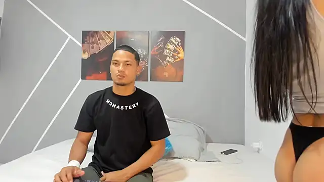Sexy777Couple online show from May 6, 4:16 am