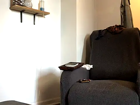 littyleesh1 online show from September 18, 9:13 pm