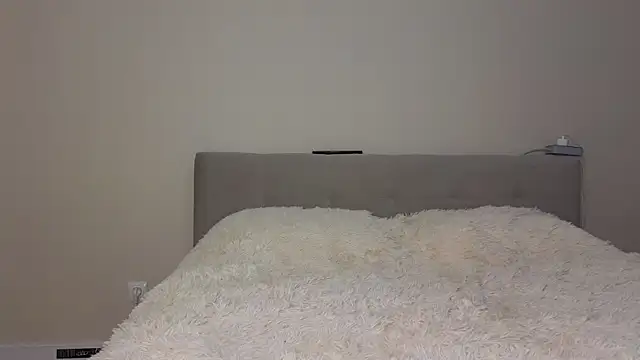 Annabel theMoon online show from March 27, 4:47 am