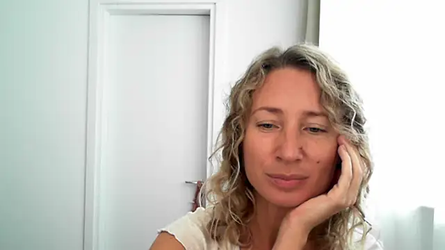 Paevoa online show from November 24, 9:44 am