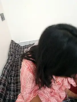 Rashmi Pathak online show from September 18, 3:38 am