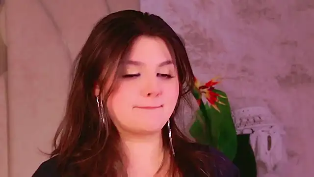 UR BELLA online show from October 13, 3:58 pm