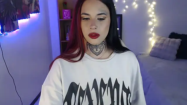 Maddy Vicius19 online show from April 15, 3:40 am