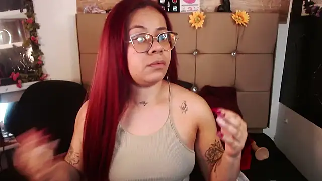 MIA  SPENCER online show from November 21, 9:06 pm