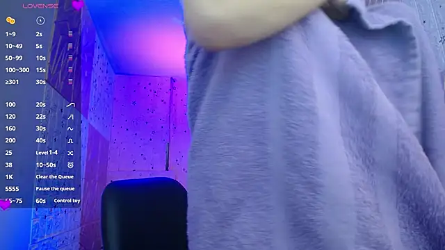 emmydurant online show from December 2, 7:49 pm