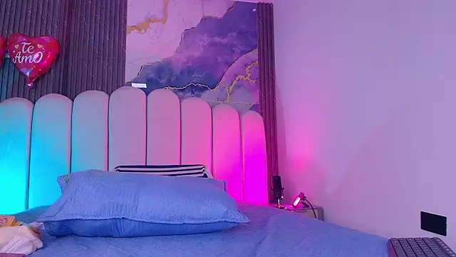 abbyrouss  online show from February 20, 3:49 am