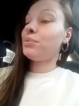 Jessie Queen 1 online show from November 17, 11:00 am