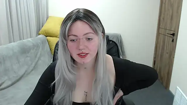 Snapshot of Nika_Snow chatting on October 22, 8:30 am Nika Snow online show from October 22, 8:30 am