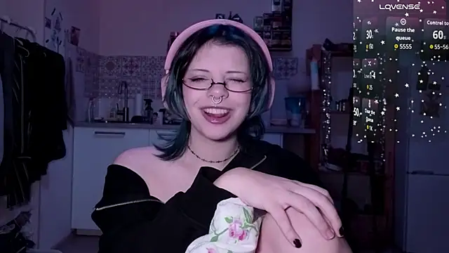 Alice Zev online show from February 19, 11:36 pm